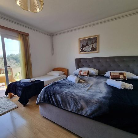 Rooms Slavica Okrug Gornji Szoba fotó
